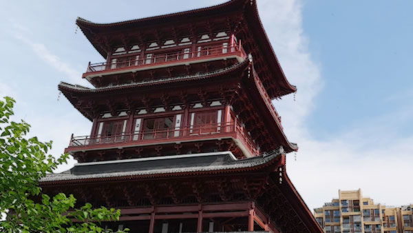 兴国为四川西昌地标建筑群特别制定施工方案，供应木器漆